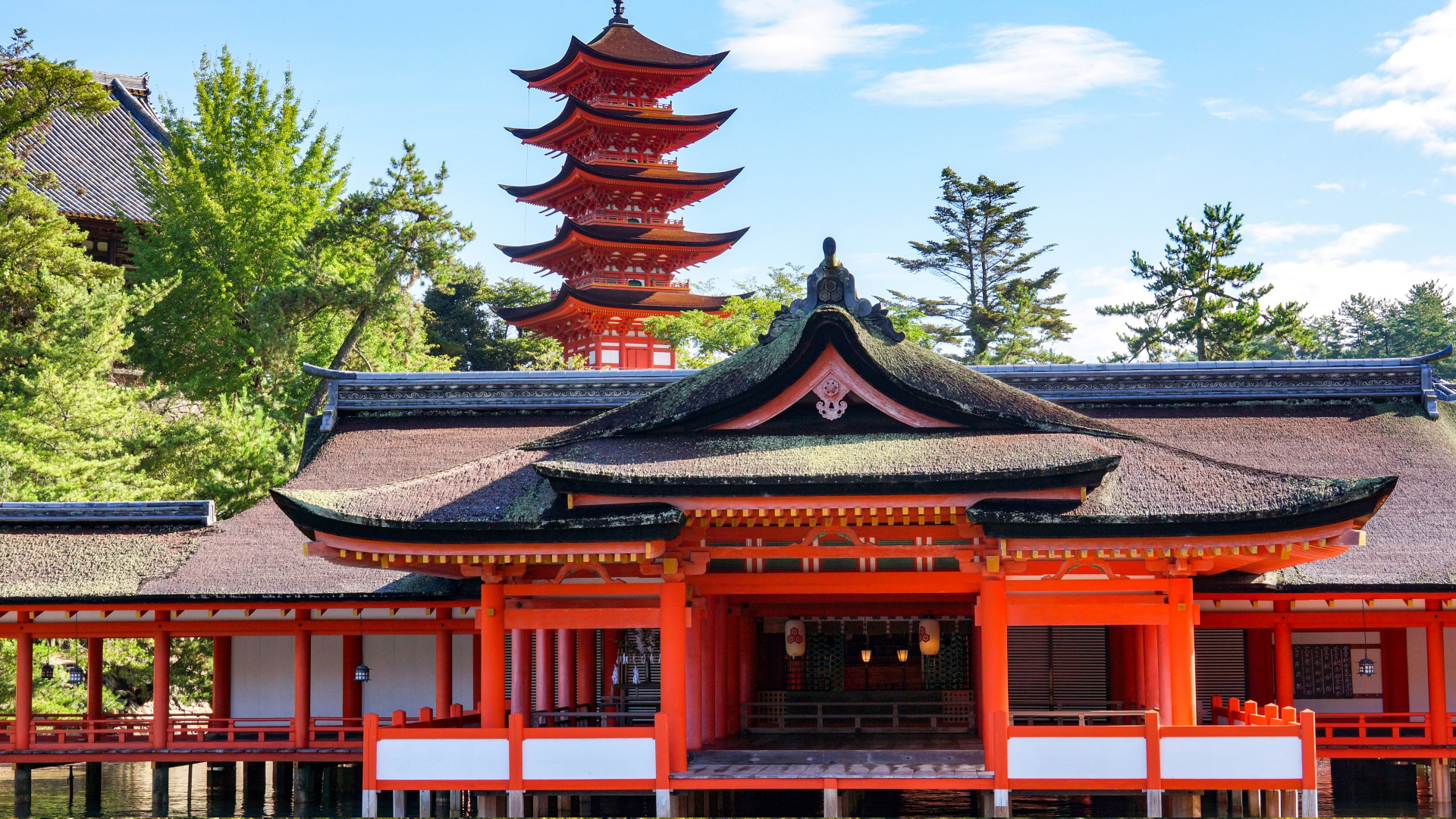 広島県の名所：厳島神社